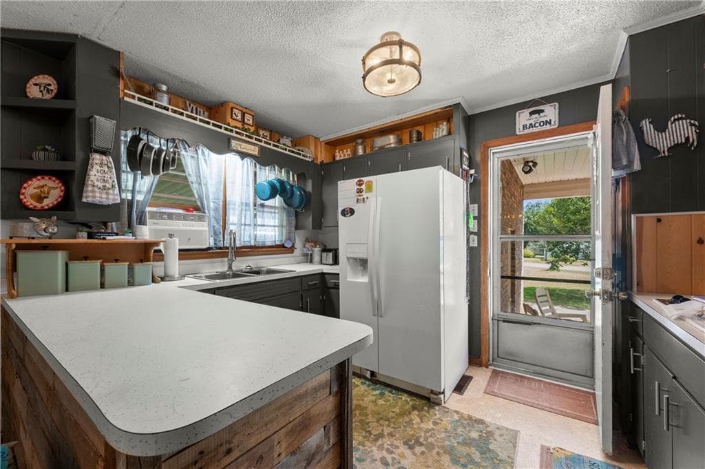 3 bedroom, 2 bathroom, 1,334 sq ft single family residence under contract at 25 Dubignon Drive, Toccoa, GA 30577 — photo 6