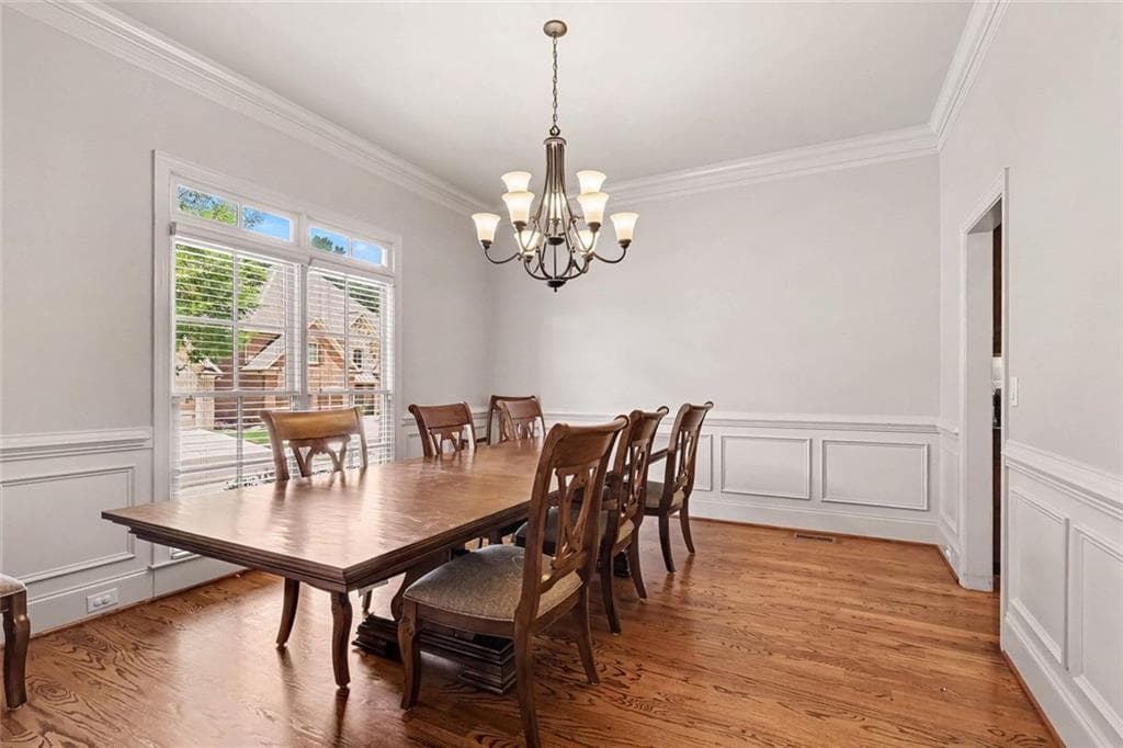 6 bedroom, 4 bathroom, 4,548 sq ft single family residence for sale at 2018 Newstead Court, Snellville, GA 30078 — photo 5