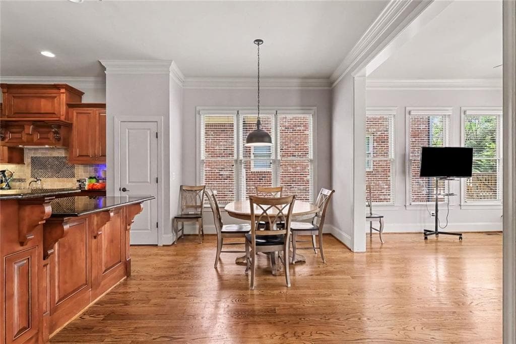 6 bedroom, 4 bathroom, 4,548 sq ft single family residence for sale at 2018 Newstead Court, Snellville, GA 30078 — photo 10