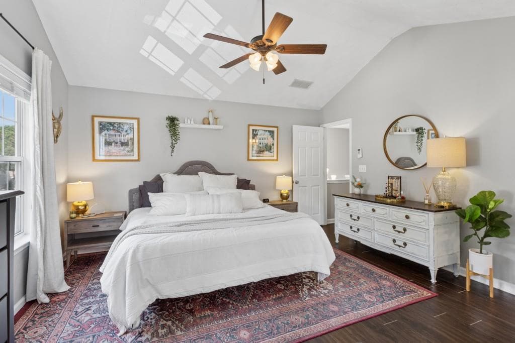 3 bedroom, 3 bathroom, 2,350 sq ft single family residence for sale at 1418 Glenover Circle, Marietta, GA 30062 — photo 4