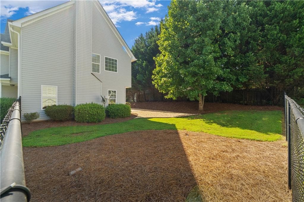 3 bedroom, 3 bathroom, 1,664 sq ft single family residence for sale at 107 Lindsey Drive, Bremen, GA 30110 — photo 8