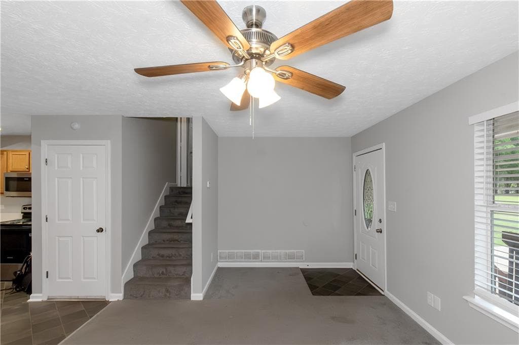 3 bedroom, 2 bathroom, 1,104 sq ft single family residence for sale at 564 Rustin Drive, Dallas, GA 30157 — photo 7