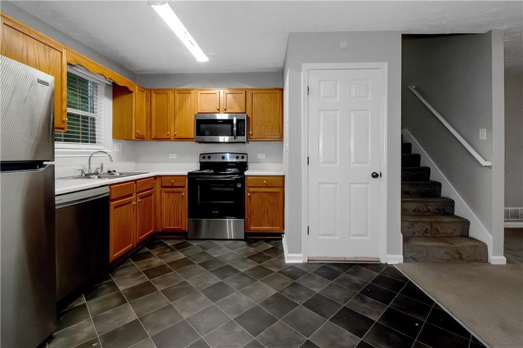 3 bedroom, 2 bathroom, 1,104 sq ft single family residence for sale at 564 Rustin Drive, Dallas, GA 30157 — photo 10