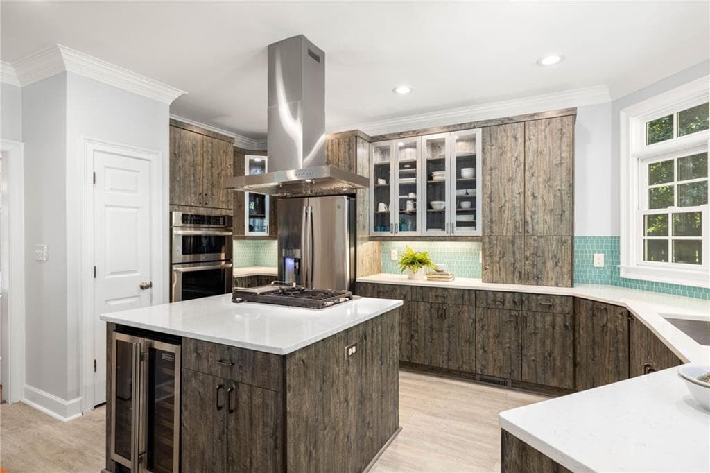 3 bedroom, 3 bathroom, 1,984 sq ft single family residence under contract at 1968 Mclendon Avenue, Atlanta, GA 30307 — photo 9