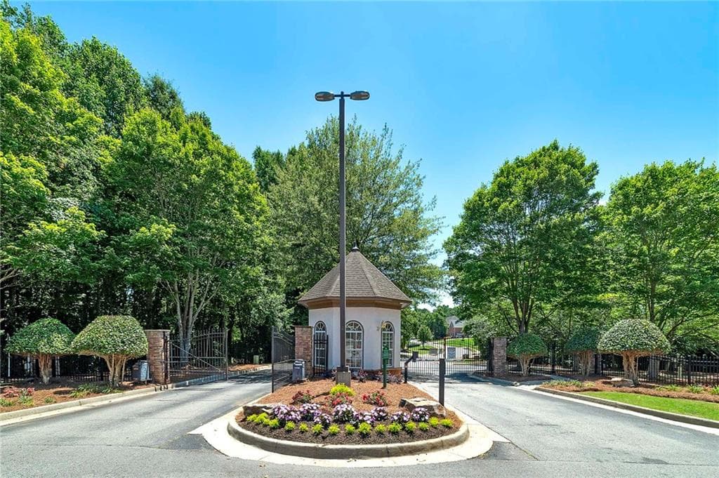 single family residence for sale at 504 Bingham Drive, Mcdonough, GA 30253 — photo 3