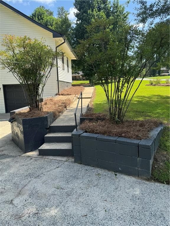 4 bedroom, 2 bathroom, 1,895 sq ft single family residence under contract at 2860 Powder Horn Trail, Marietta, GA 30064 — photo 7
