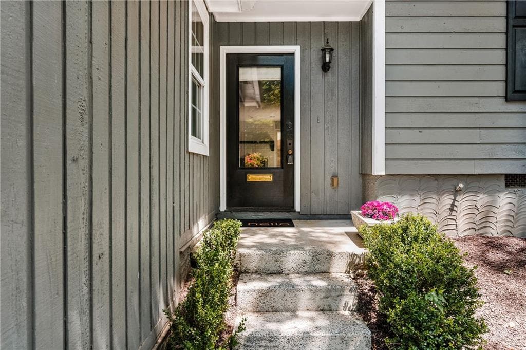 3 bedroom, 2 bathroom, 1,651 sq ft single family residence for sale at 4173 Oak Ferry Drive, Kennesaw, GA 30144 — photo 5