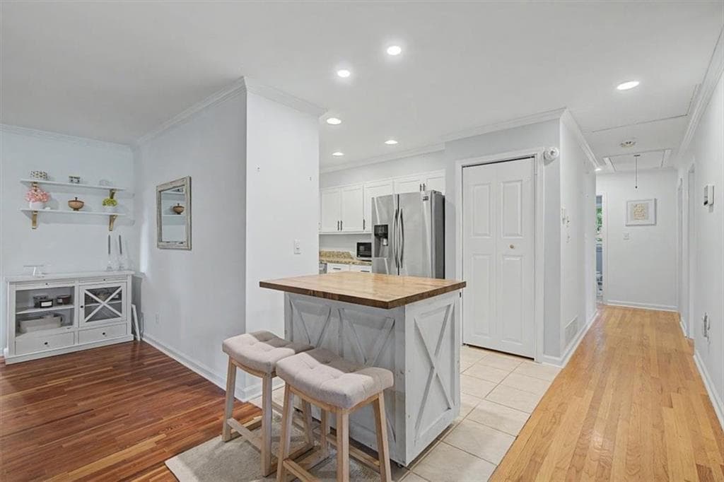 3 bedroom, 3 bathroom, 2,332 sq ft single family residence under contract at 702 Highview Drive, Smyrna, GA 30082 — photo 8