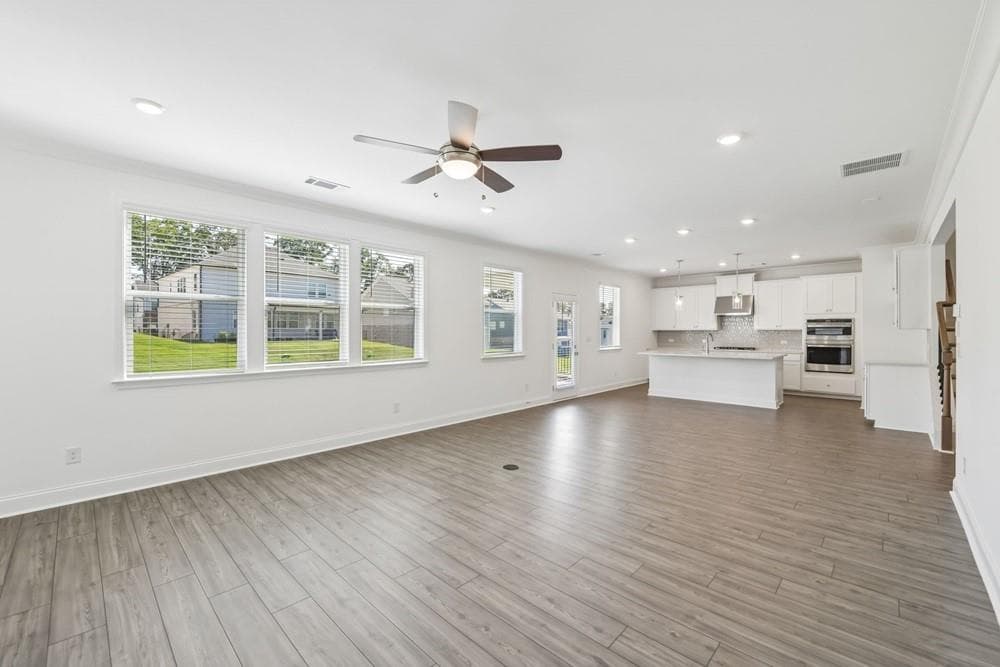 5 bedroom, 5 bathroom, 2,696 sq ft single family residence for sale at 1693 Caldwell Bend Lane, Dacula, GA 30019 — photo 8