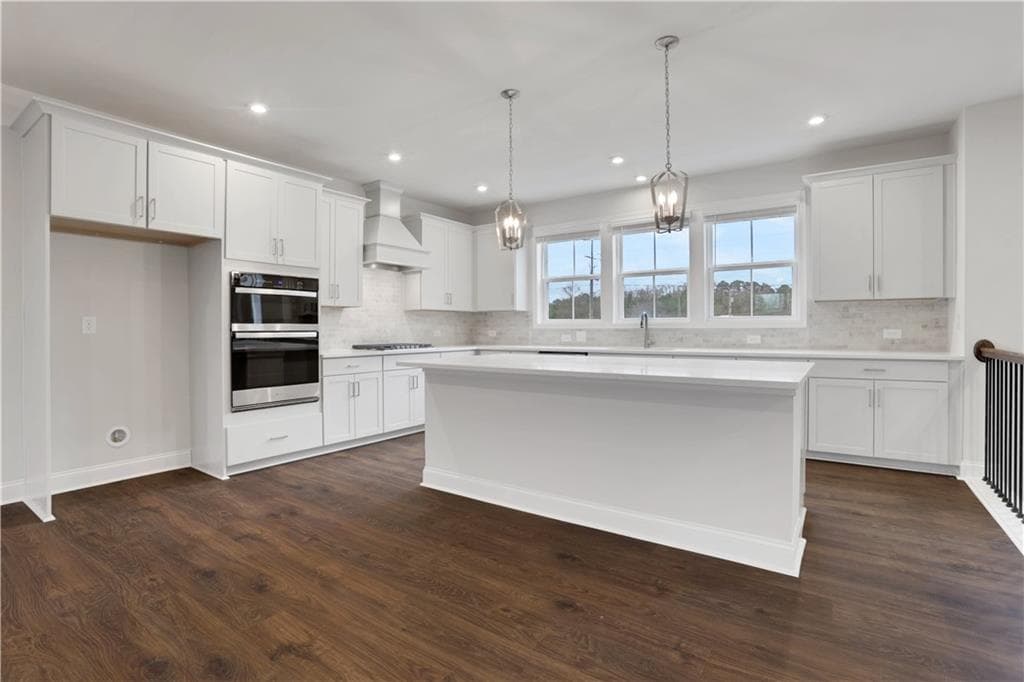 4 bedroom, 4 bathroom, 2,421 sq ft townhouse for sale at 6001 Haviland Alley, Sugar Hill, GA 30518 — photo 4