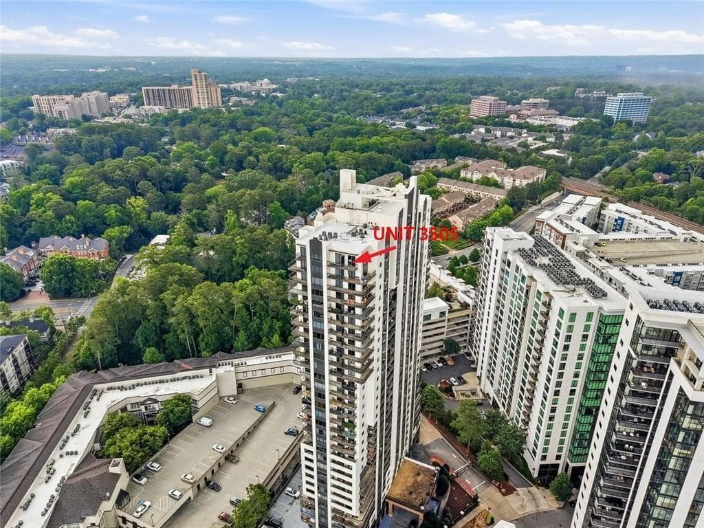 2 bedroom, 2 bathroom, 1,265 sq ft condominium for sale at 3481 Lakeside Drive PH TS5, Atlanta, GA 30326 — photo 3