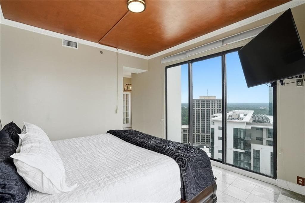 2 bedroom, 2 bathroom, 1,265 sq ft condominium for sale at 3481 Lakeside Drive PH TS5, Atlanta, GA 30326 — photo 7