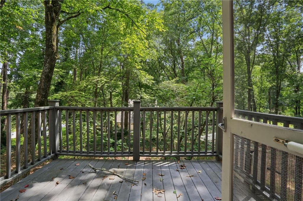 5 bedroom, 5 bathroom, 6,208 sq ft single family residence under contract at 3410 Donegal Way, Snellville, GA 30039 — photo 8