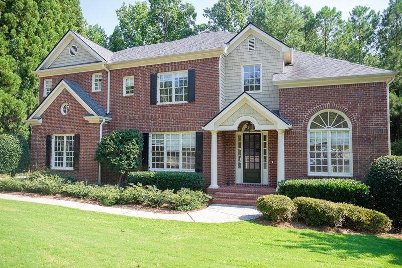6 bedroom, 6 bathroom, 4,902 sq ft single family residence for sale at 260 Lake Summit View, Atlanta, GA 30342 — photo 1 of 68