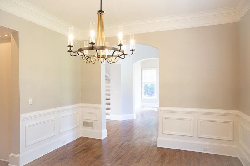 6 bedroom, 6 bathroom, 4,902 sq ft single family residence for sale at 260 Lake Summit View, Atlanta, GA 30342 — photo 6