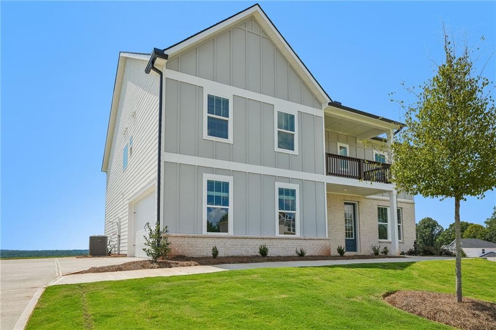 5 bedroom, 4 bathroom, 3,494 sq ft single family residence for sale at 2111 Homer Drive, Monroe, GA 30656 — photo 5