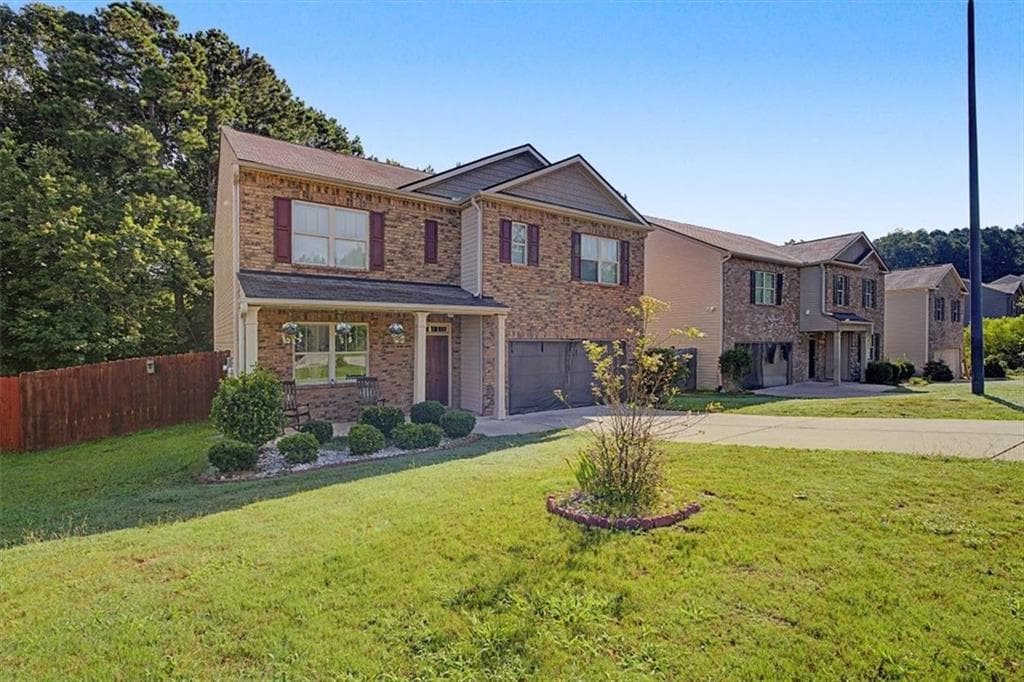 5 bedroom, 3 bathroom, 2,556 sq ft single family residence for sale at 107 Arbor Creek Trail, Dallas, GA 30157 — photo 3