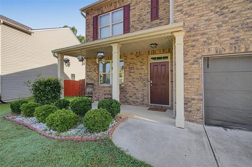 5 bedroom, 3 bathroom, 2,556 sq ft single family residence for sale at 107 Arbor Creek Trail, Dallas, GA 30157 — photo 5