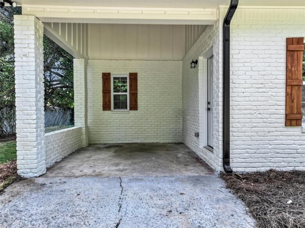 3 bedroom, 2 bathroom, 1,300 sq ft single family residence for sale at 5530 Old Bill Cook Road, Atlanta, GA 30349 — photo 4