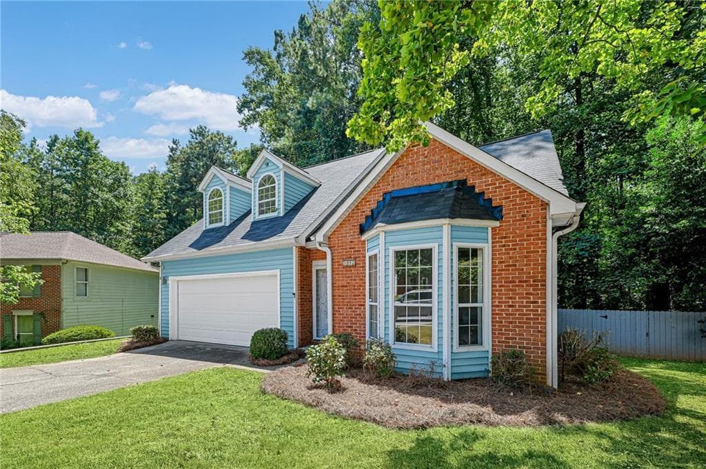 3 bedroom, 2 bathroom, 1,831 sq ft single family residence for sale at 2417 Empire Forest Drive, Tucker, GA 30084 — photo 3