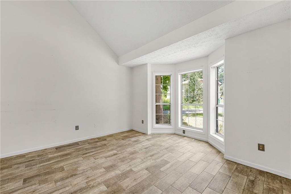 3 bedroom, 2 bathroom, 1,831 sq ft single family residence for sale at 2417 Empire Forest Drive, Tucker, GA 30084 — photo 6