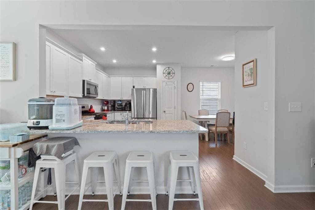 3 bedroom, 3 bathroom, 2,032 sq ft single family residence for sale at 408 Paulownia Circle, Mcdonough, GA 30253 — photo 5