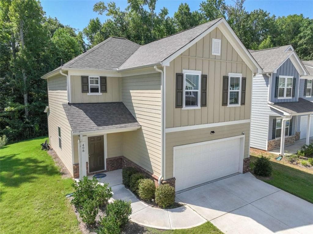3 bedroom, 3 bathroom, 2,032 sq ft single family residence for sale at 408 Paulownia Circle, Mcdonough, GA 30253 — photo 2
