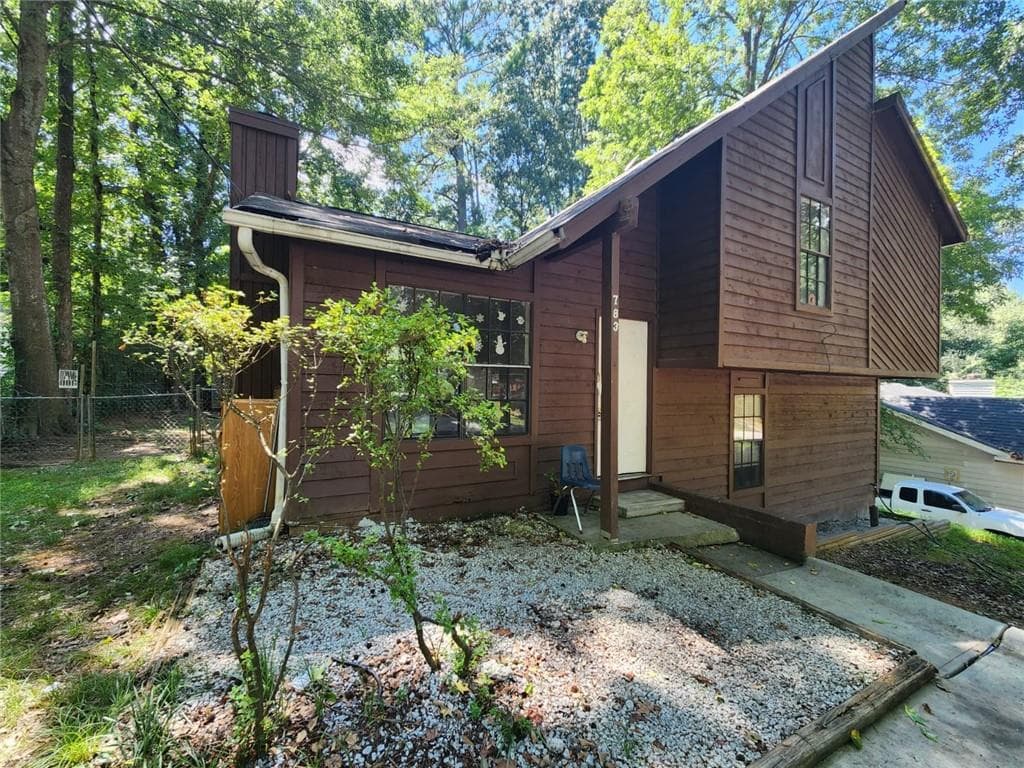 3 bedroom, 2 bathroom, 1,134 sq ft single family residence under contract at 783 Inland Way, Lilburn, GA 30047