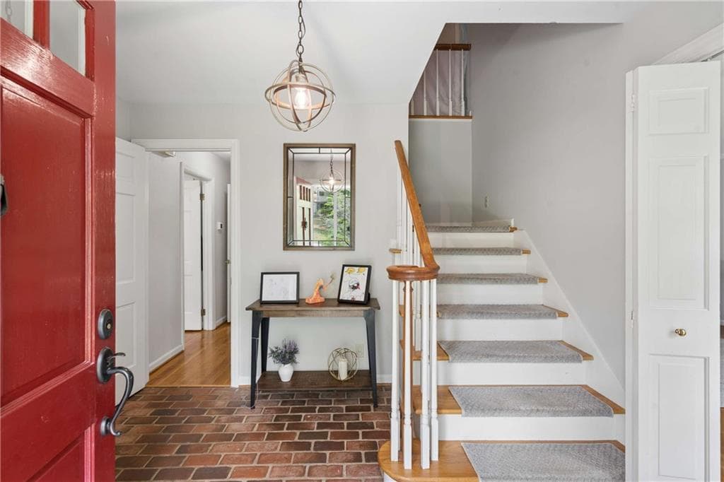 4 bedroom, 3 bathroom, 3,068 sq ft single family residence for sale at 3265 Henderson Creek Road, Atlanta, GA 30341 — photo 3