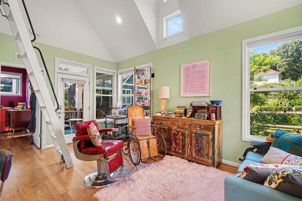 1 bedroom, 1 bathroom, 617 sq ft single family residence for sale at 1178 Vaughan Street, Clarkston, GA 30021 — photo 2