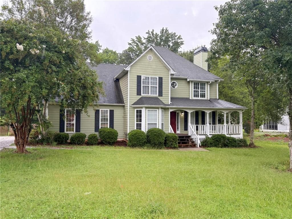 4 bedroom, 3 bathroom, 2,156 sq ft single family residence for sale at 464 Walnut Creek Drive, Stockbridge, GA 30281