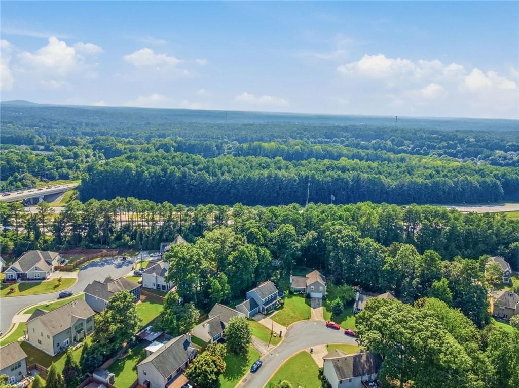 3 bedroom, 3 bathroom, 1,536 sq ft single family residence for sale at 4761 Limestone Lane, Acworth, GA 30102 — photo 2