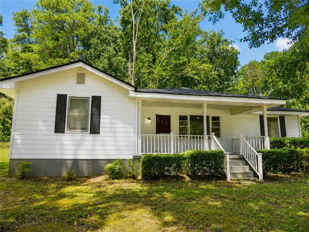 3 bedroom, 2 bathroom, 1,440 sq ft single family residence for sale at 1660 Old Alabama Road, Austell, GA 30168 — photo 2