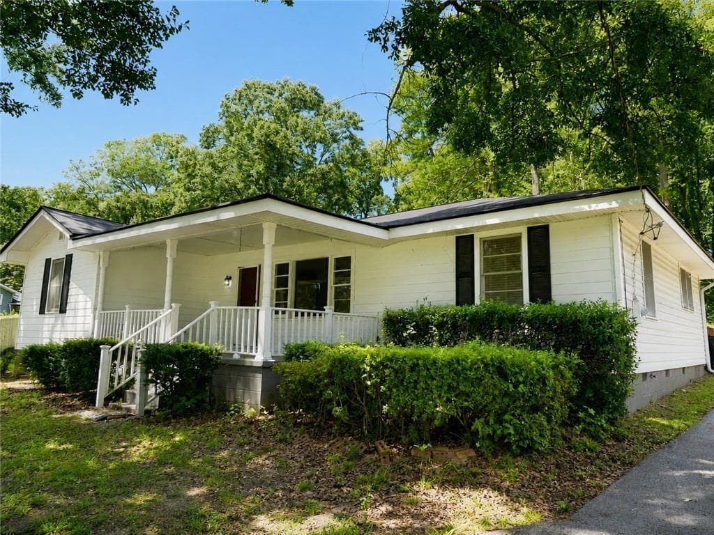 3 bedroom, 2 bathroom, 1,440 sq ft single family residence for sale at 1660 Old Alabama Road, Austell, GA 30168 — photo 3