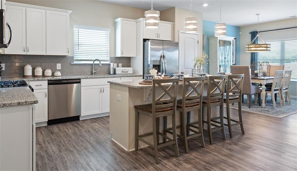 3 bedroom, 2 bathroom, 1,679 sq ft single family residence for sale at 575 Pemberton Street, Kingston, GA 30145 — photo 6