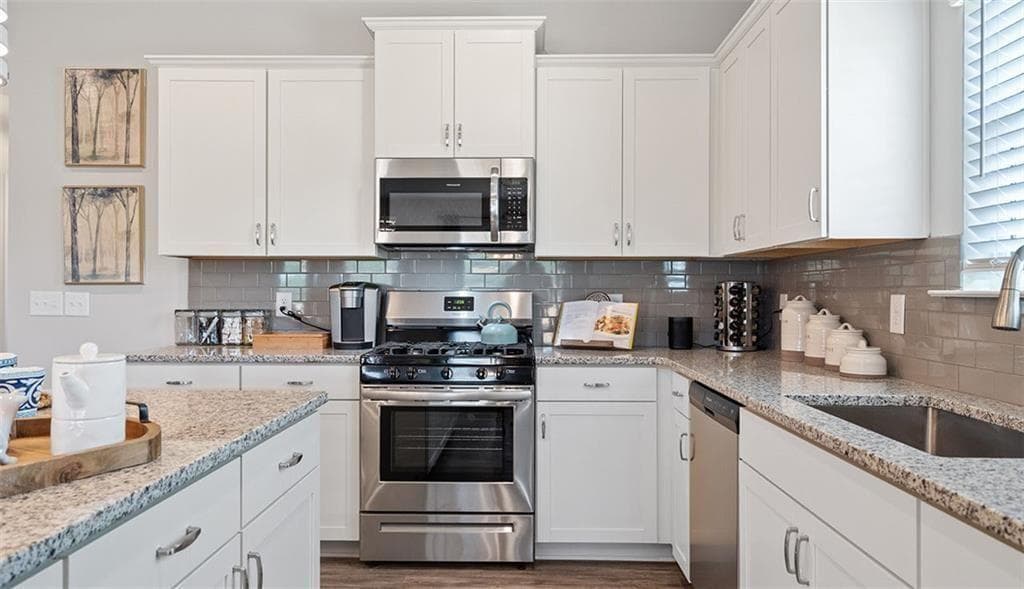 3 bedroom, 2 bathroom, 1,679 sq ft single family residence for sale at 575 Pemberton Street, Kingston, GA 30145 — photo 9