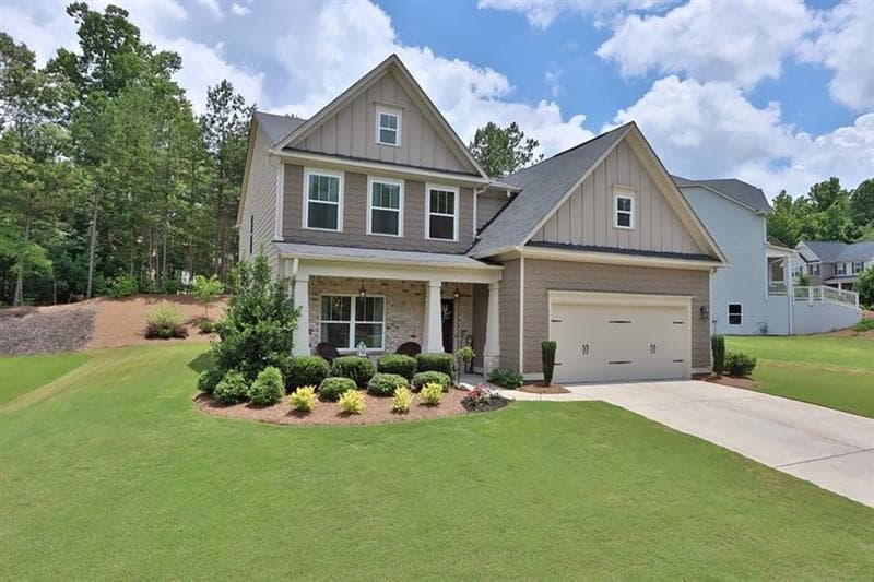 5 bedroom, 3 bathroom, 2,807 sq ft single family residence for rent at 6185 Vista Crossing Way, Cumming, GA 30028 for $3,000 a month