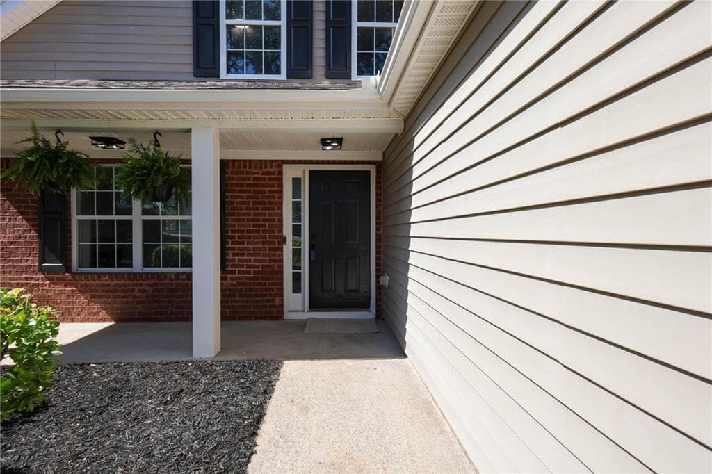 4 bedroom, 2 bathroom, 1,527 sq ft single family residence for sale at 2316 Blackwatch Circle, Marietta, GA 30008 — photo 7