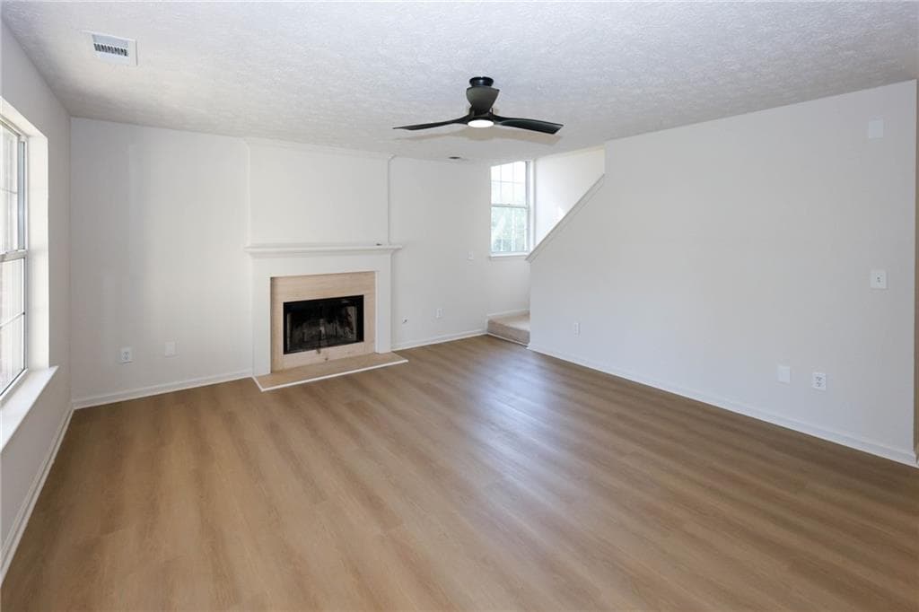 4 bedroom, 2 bathroom, 1,527 sq ft single family residence for sale at 2316 Blackwatch Circle, Marietta, GA 30008 — photo 8