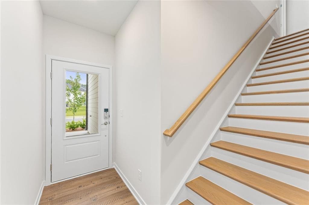 3 bedroom, 3 bathroom, 1,842 sq ft townhouse for sale at 7469 Clover Lane 132, Flowery Branch, GA 30542 — photo 2