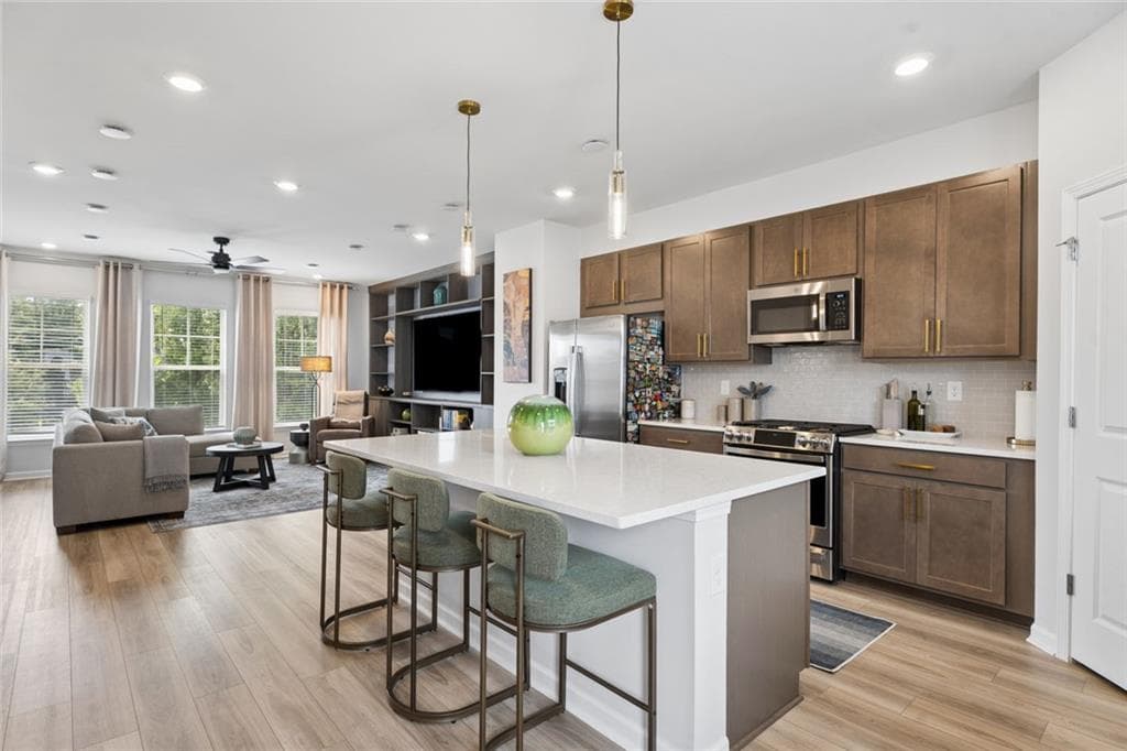 3 bedroom, 4 bathroom, 2,018 sq ft townhouse for sale at 217 Matson Run, Mableton, GA 30126 — photo 8