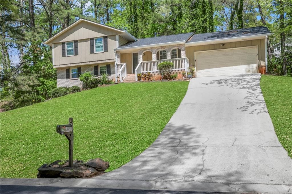 3 bedroom, 2 bathroom, 1,688 sq ft single family residence under contract at 4329 Cedar Ridge Trail, Stone Mountain, GA 30083 — photo 5