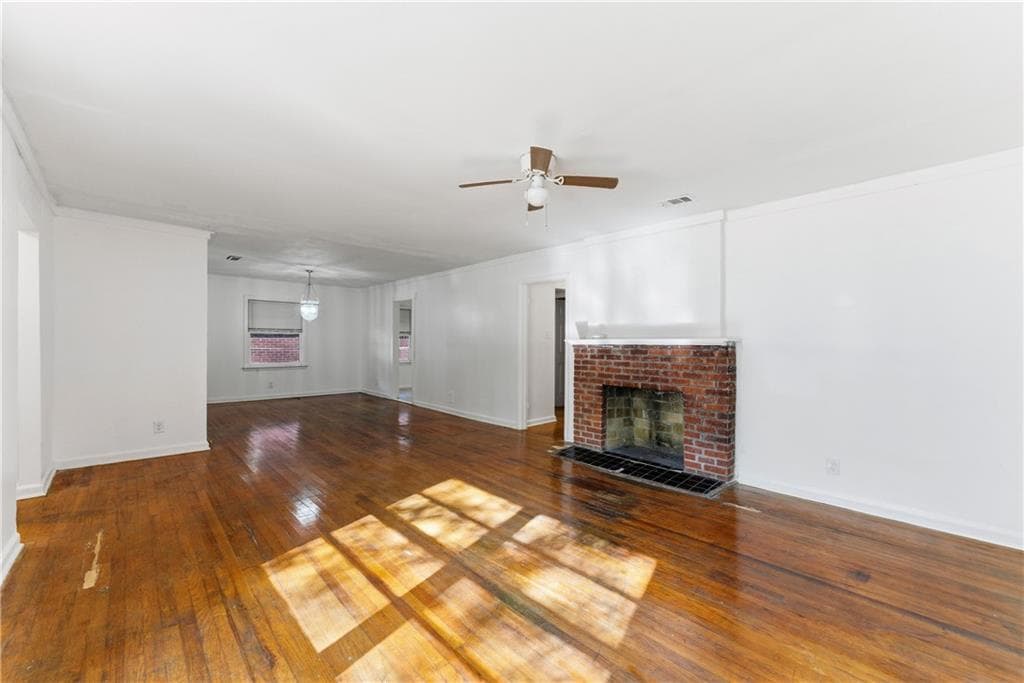 4 bedroom, 2 bathroom, 1,695 sq ft single family residence for sale at 1431 NW SHARON Street, Atlanta, GA 30314 — photo 6
