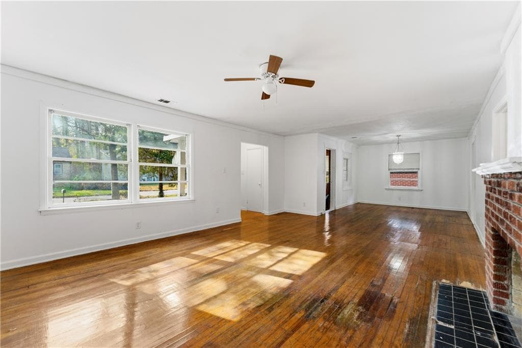 4 bedroom, 2 bathroom, 1,695 sq ft single family residence for sale at 1431 NW SHARON Street, Atlanta, GA 30314 — photo 7