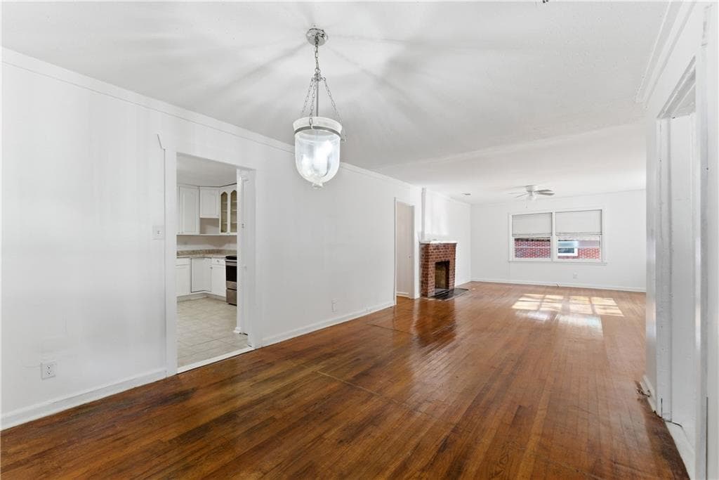 4 bedroom, 2 bathroom, 1,695 sq ft single family residence for sale at 1431 NW SHARON Street, Atlanta, GA 30314 — photo 8