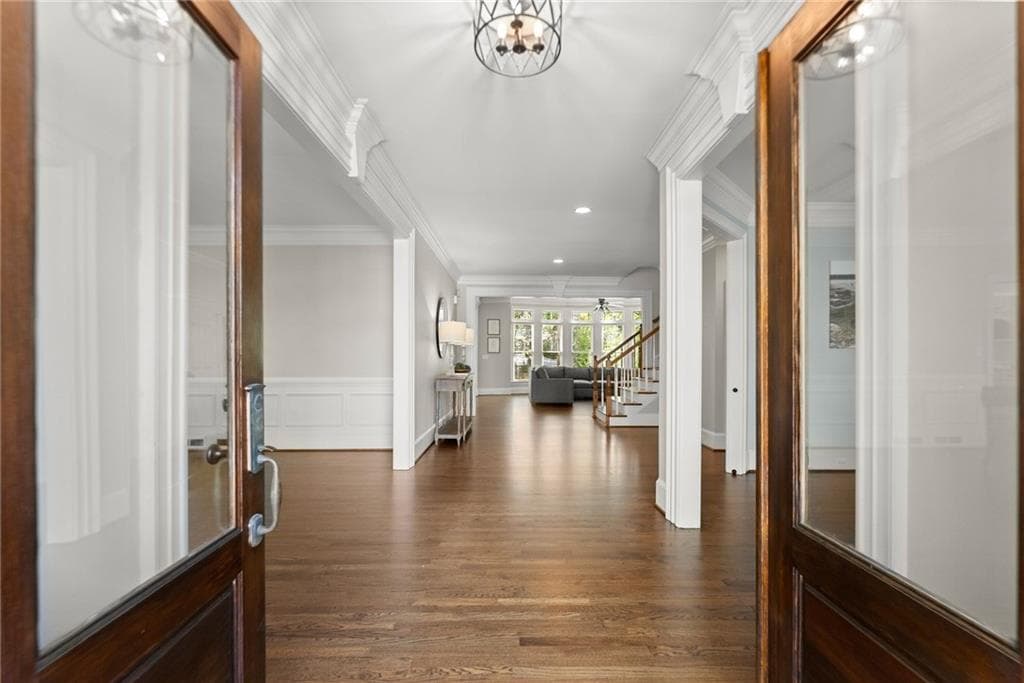 5 bedroom, 6 bathroom, 6,225 sq ft single family residence for sale at 960 Allen Lake Lane, Suwanee, GA 30024 — photo 10