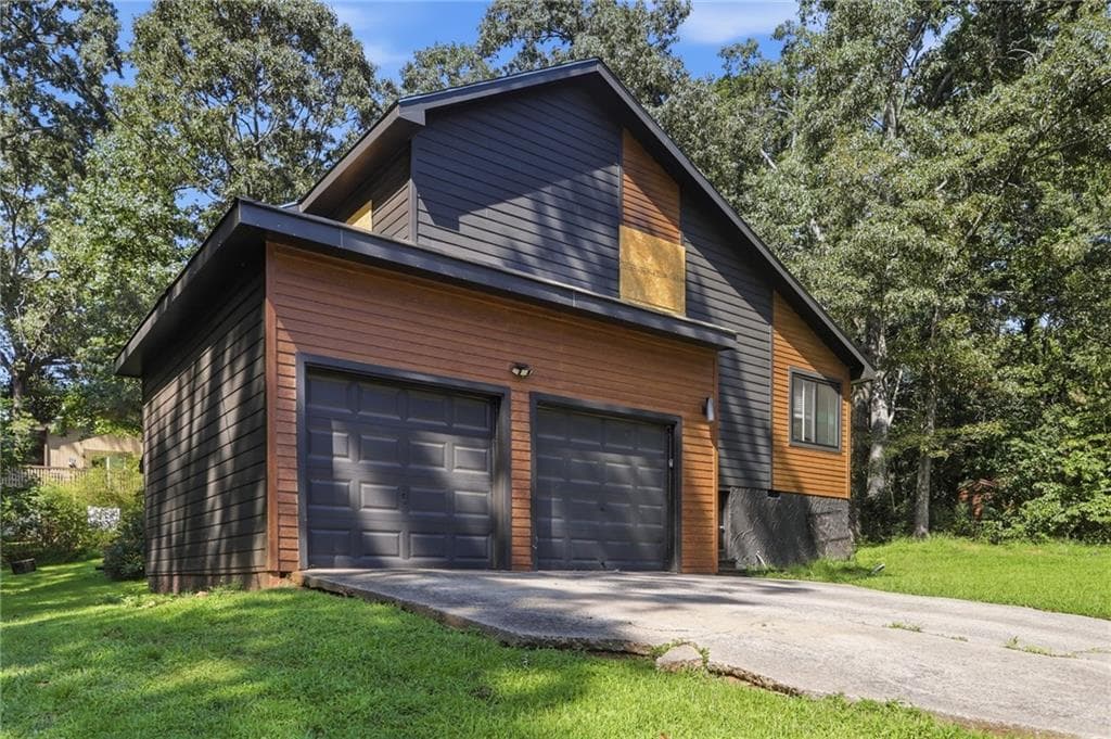 3 bedroom, 3 bathroom, 2,133 sq ft single family residence for sale at 2668 Royal Oak Court, Acworth, GA 30102 — photo 2