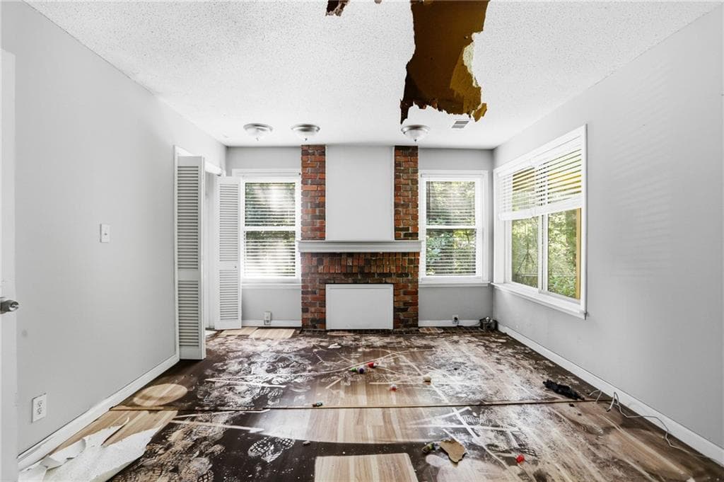 3 bedroom, 3 bathroom, 2,133 sq ft single family residence for sale at 2668 Royal Oak Court, Acworth, GA 30102 — photo 6
