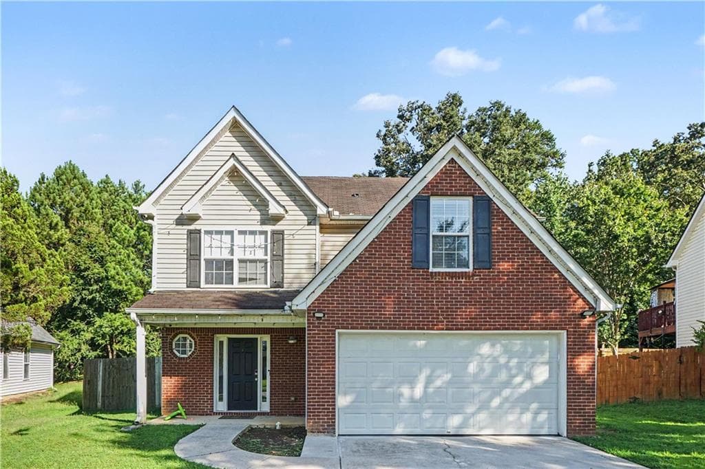 3 bedroom, 3 bathroom, 1,846 sq ft single family residence under contract at 3540 Imperial Hill Drive, Snellville, GA 30039