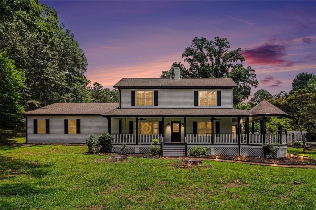 4 bedroom, 3 bathroom, 3,627 sq ft single family residence for rent at 813 Sandy Creek Road, Fayetteville, GA 30214 for $6,200 a month — photo 3